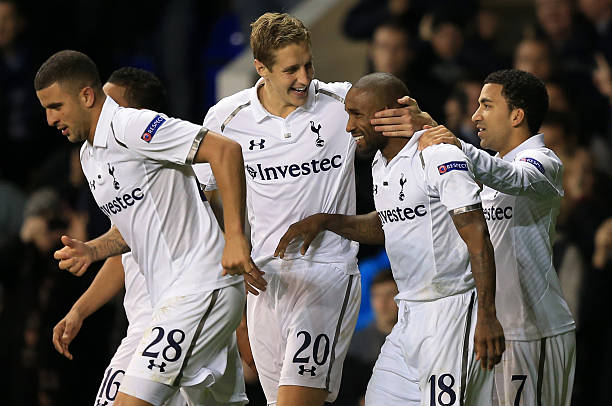 故事却格外 故事却格外